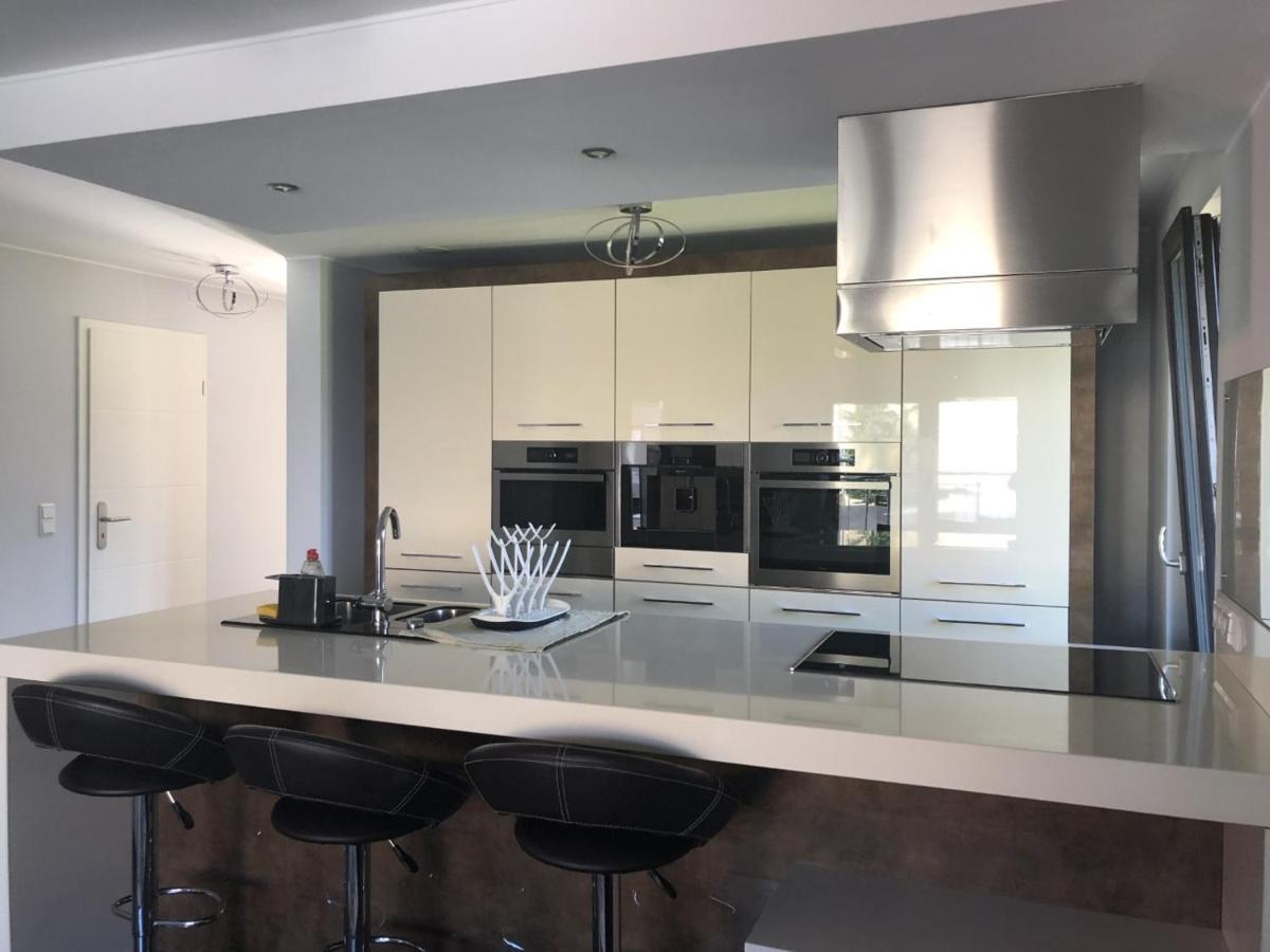 Entire Apartment In Schieren - 2 Bedrooms 외부 사진